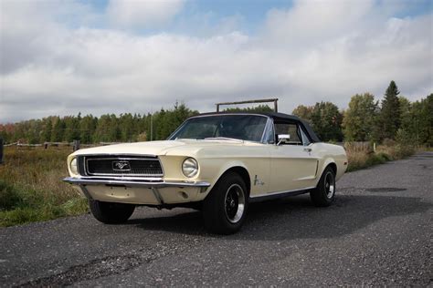 Pebble Beige 1968 Ford Mustang