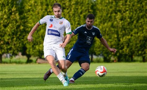 3 liga Remis piłkarzy Staru Starachowice w wyjazdowym spotkaniu z