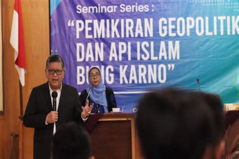 Amien Rais Tuding Pemerintah Gagalkan Partai Ummat Hasto PDIP Gara