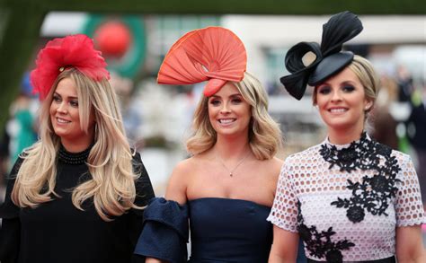 Grand National 2018 Ladies Day from Aintree as it happened: Fashion ...