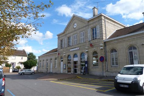 Gare SNCF de Crépy en Valois Film France