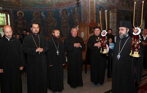 Sfințirea bisericii din Parohia buzoiană Boboc Basilica ro