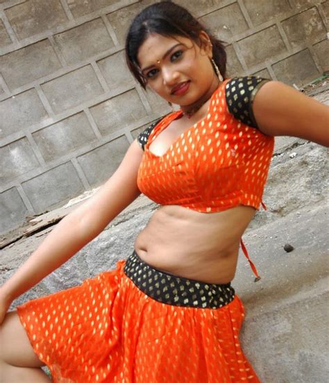 Hot Picsz Hot Actress Madhu Show Boobs Pictures Hot Actress Madhu Show