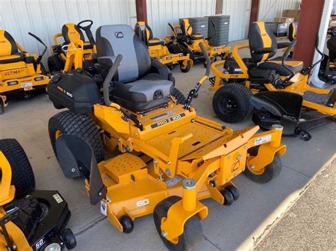 2022 Cub Cadet Commercial Zero Turn Mowers PRO Z 960 L EFI Zero Turn