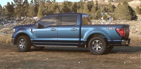 Paint Colors 2021 Ford F150 Antimatter Blue Antimatter Blue Color ...