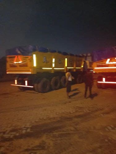 TATA Tipper Trucks at ₹ 160000/piece in Kolkata | ID: 2852097868173