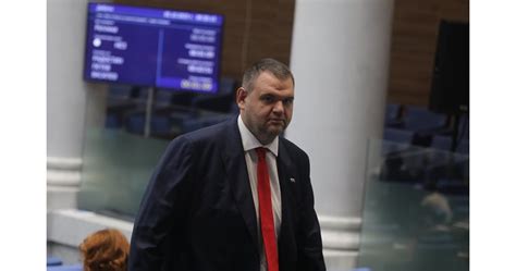 Делян Пеевски: Пълна подкрепа за "Пирогов", партиите да не кадруват в ...