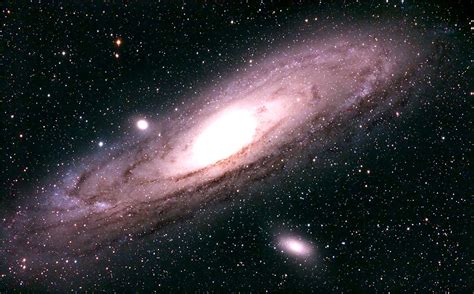 M31 The Andromeda Galaxy - Sky & Telescope