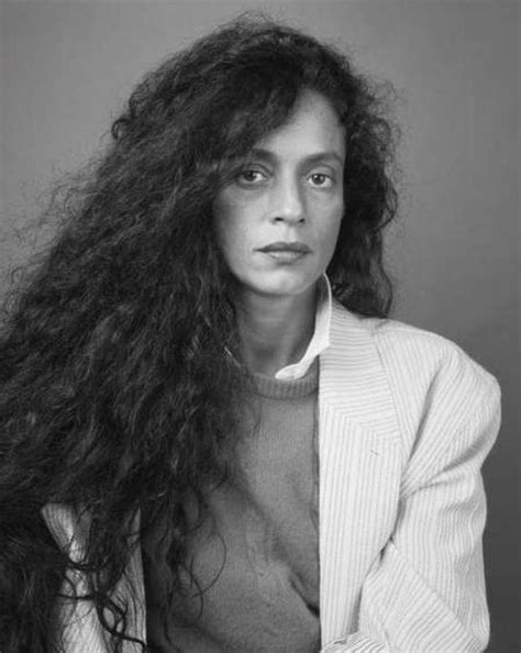 Sonia Braga Picture