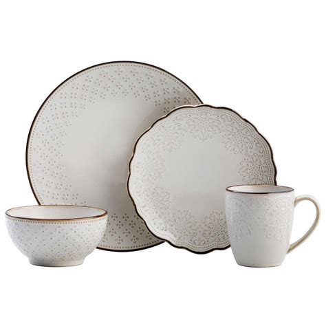 Pfaltzgraff Joanne 16 Piece Dinnerware Set White