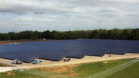 Kcpandl Opens Solar Power Plant In Greenwood Kansas City Star