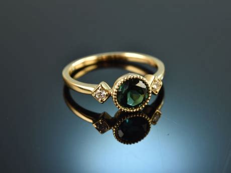 Tiefes Gr N Feiner Ring Mit Turmalin Und Diamanten Gold