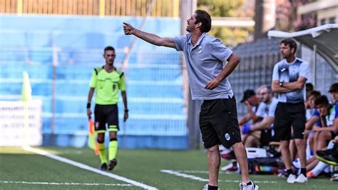 Sollevato Dall Incarico Mister Tacchinardi Calcio Lecco