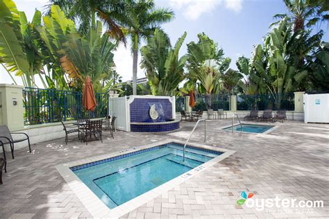 Hotel Indigo Sarasota Review: What To REALLY Expect If You Stay