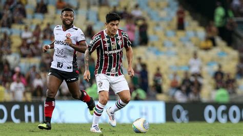 Acompanhe o tempo real de Vitória x Fluminense pelo Campeonato