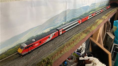 Hornby Lner Class 91 With Mk4 Coaches Youtube