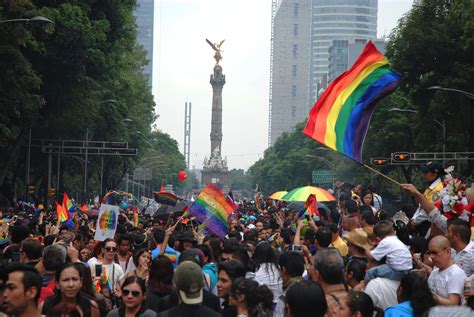 Cumple A Os La Marcha Del Orgullo Gay En La Cdmx Ntcd Noticias