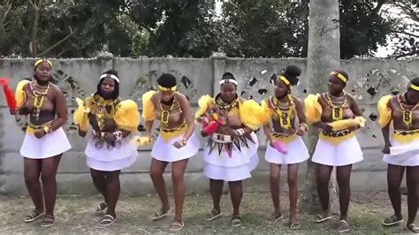 Best Virgin Zulu Ladies Cultural Dance Youtube