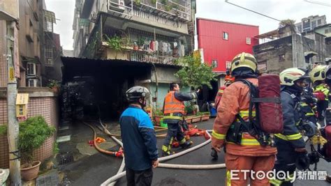 快訊／新莊老街宮廟專幫收驚改運 突起無名火3機車被燒成廢鐵 Ettoday社會新聞 Ettoday新聞雲