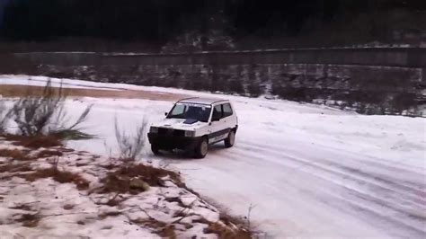 Fiat Panda 4x4 1000 Gsxr Sur La Neige Youtube