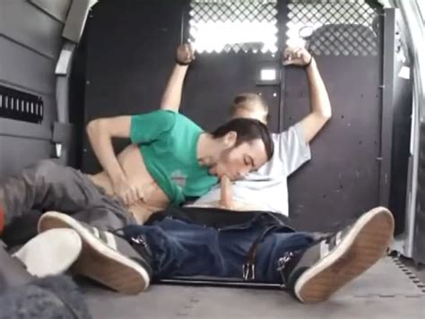 Hot White Thug Gets Tired And Cock Sucked ThisVid