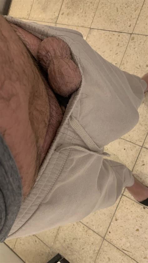 XXL Balla Flashing 1 Nude Pics XHamster