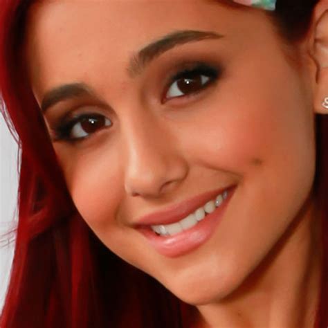 Ariana Grande Makeup Up Close - Mugeek Vidalondon