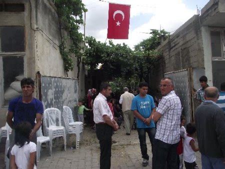 Şehit Polis Memurunun Baba Ocağında Hüzünlü Bekleyiş