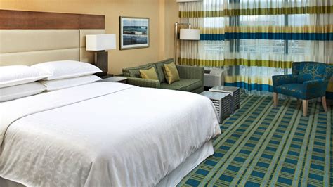 Sheraton Virginia Beach Oceanfront Hotel - City View Room Virginia ...