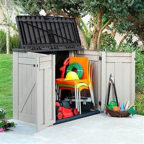 Garden storage ideas – how to keep the outdoor space organized