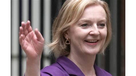 Liz Truss ecco chi è la terza donna premier in Gran Bretagna Donna