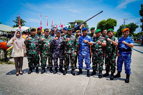 Kasrem Lw Secara Resmi Tutup Pameran Alutsista Tni Korem