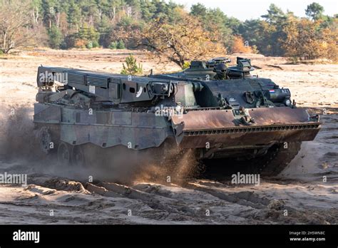 Bergepanzer bpz3 buffel Banque de photographies et dimages à haute