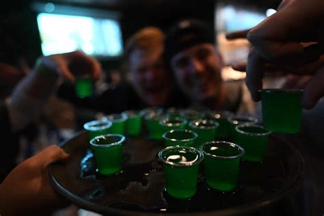 Video Shows Eagles Fans Destroying Bar After Super Bowl Loss