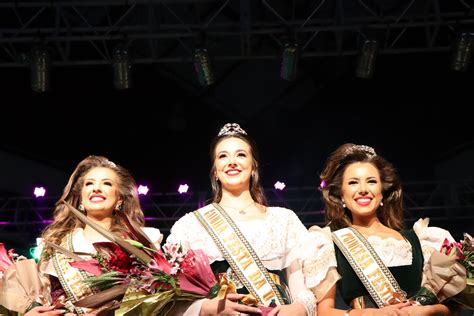 Escolhidas A Rainha E As Princesas Da Festa Nacional Da Uva