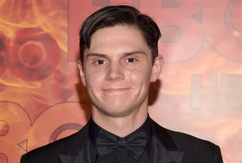 Evan Peters Usó Pesas En Su Cuerpo Durante Meses Al Prepararse Para