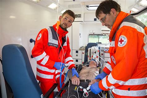 Ausbildung Rettungssanitäter in Vollzeit DRK Bildungswerk Thüringen