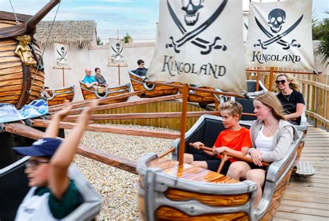 Attractions Kingoland Parc D Attractions Bretagne Le Grand Parc D