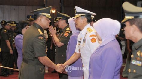 Sertijab Kapuskes Tni Dansatkomlek Tni Dan Kababek Tni