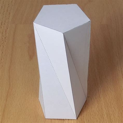 Modelo De Papel De Un Prisma Pentagonal Images And Photos Finder