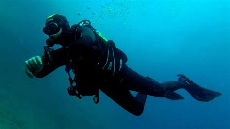 Sub Muore Dopo Un Immersione Al Giglio