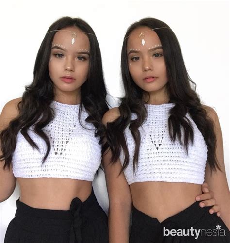 Foto The Connell Twins Si Kembar Yang Seksi Berdarah Australia Foto 1