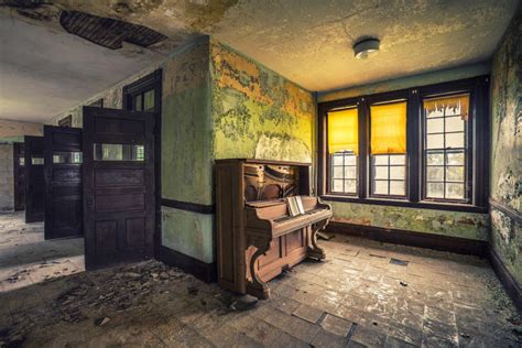 Abandoned asylums in America