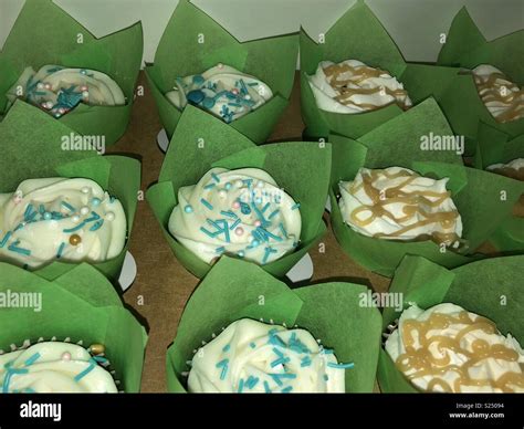 Buttercream Cupcakes Hi Res Stock Photography And Images Alamy