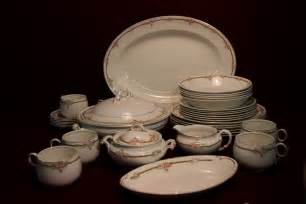 Johnson Brothers China Set 36 pieces