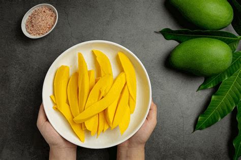 Surprising Health Benefits Of Eating Mangos That You Need To Know