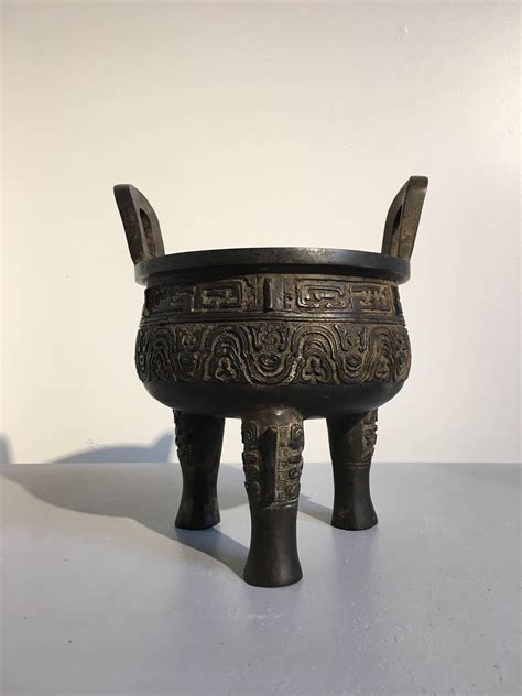 Chinese Archaisit Cast Bronze Ding Tripod Censer Early 20th Century