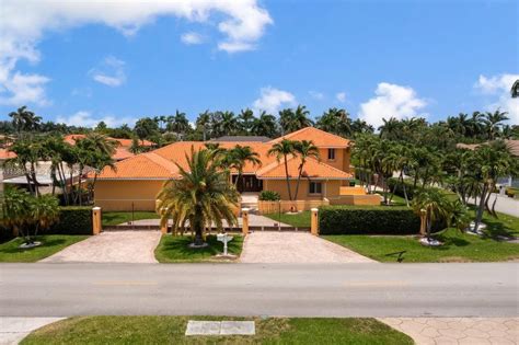 Hialeah Gardens, FL Real Estate & Homes for Sale | realtor.com®