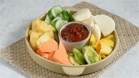 7 Resep Rujak Buah Berbagai Daerah Yang Mudah Dibuat Food Fimela