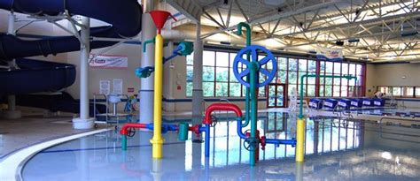 Parent-Reviewed Indoor Water Parks Near Chicago | Indoor waterpark, Water park, Brook park